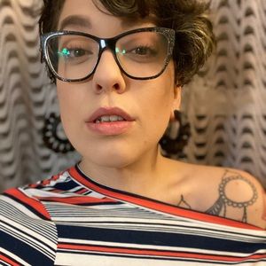 Meet your Posher, Bethany